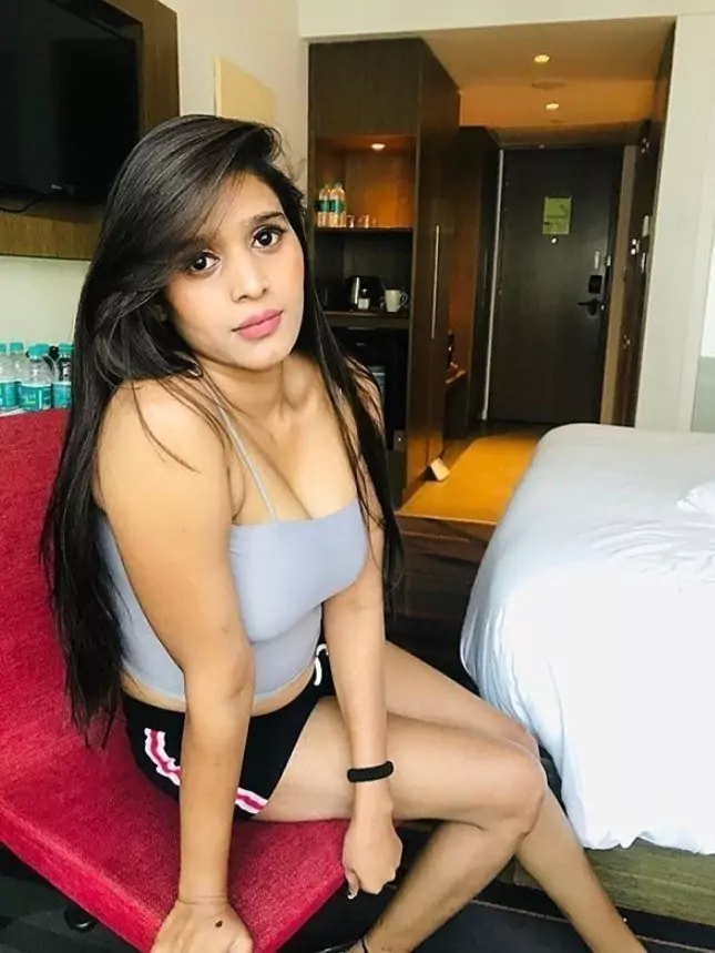 कॉल गर्ल्स सर्विस कावेलोस्सिम बीच